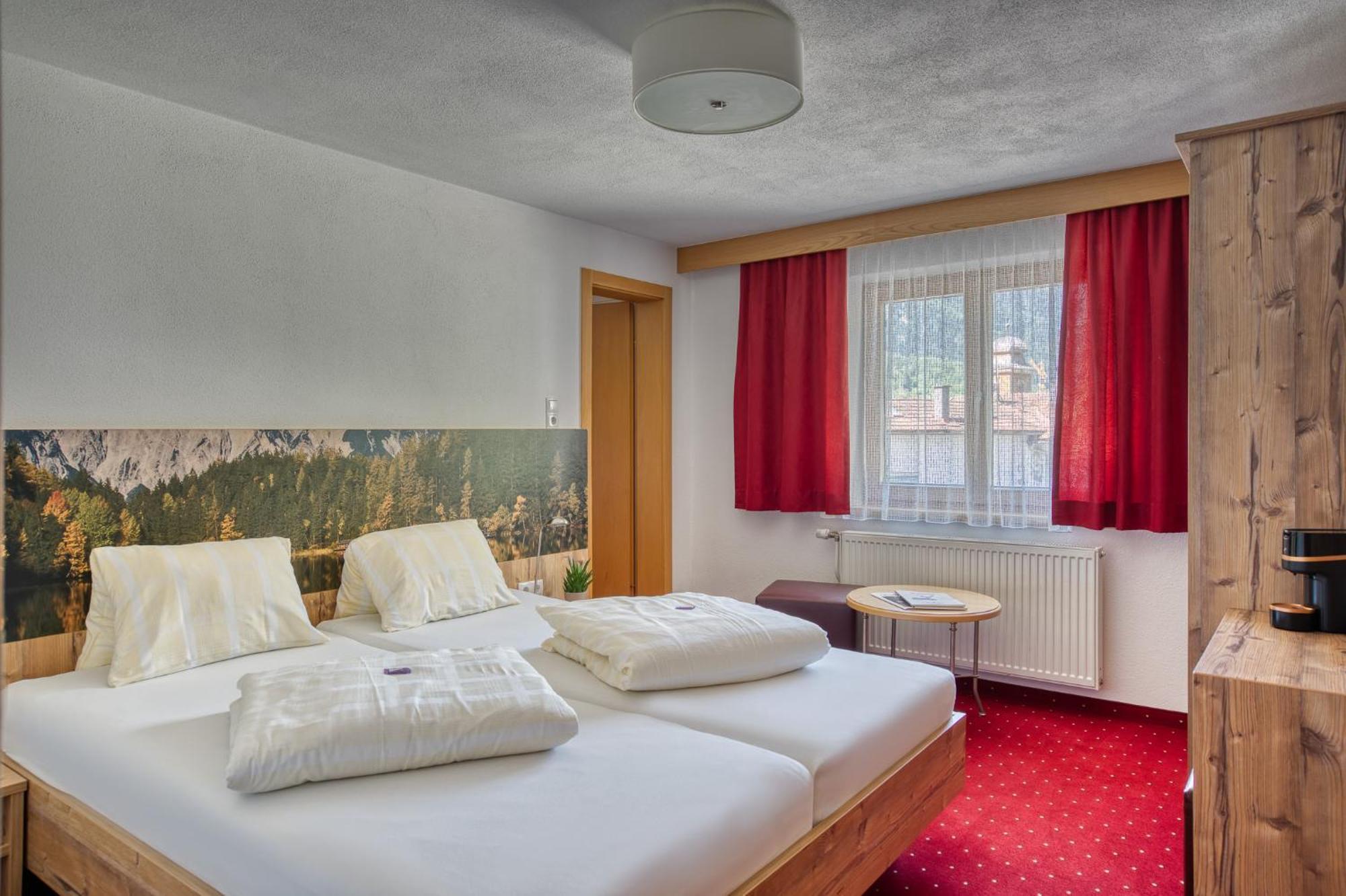 Hotel Jaegerhof Oetz Δωμάτιο φωτογραφία