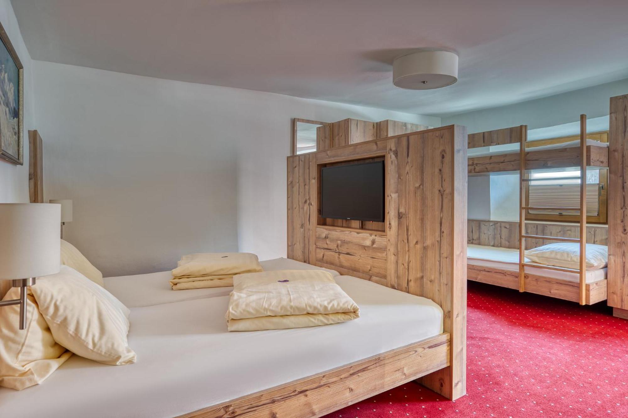 Hotel Jaegerhof Oetz Εξωτερικό φωτογραφία