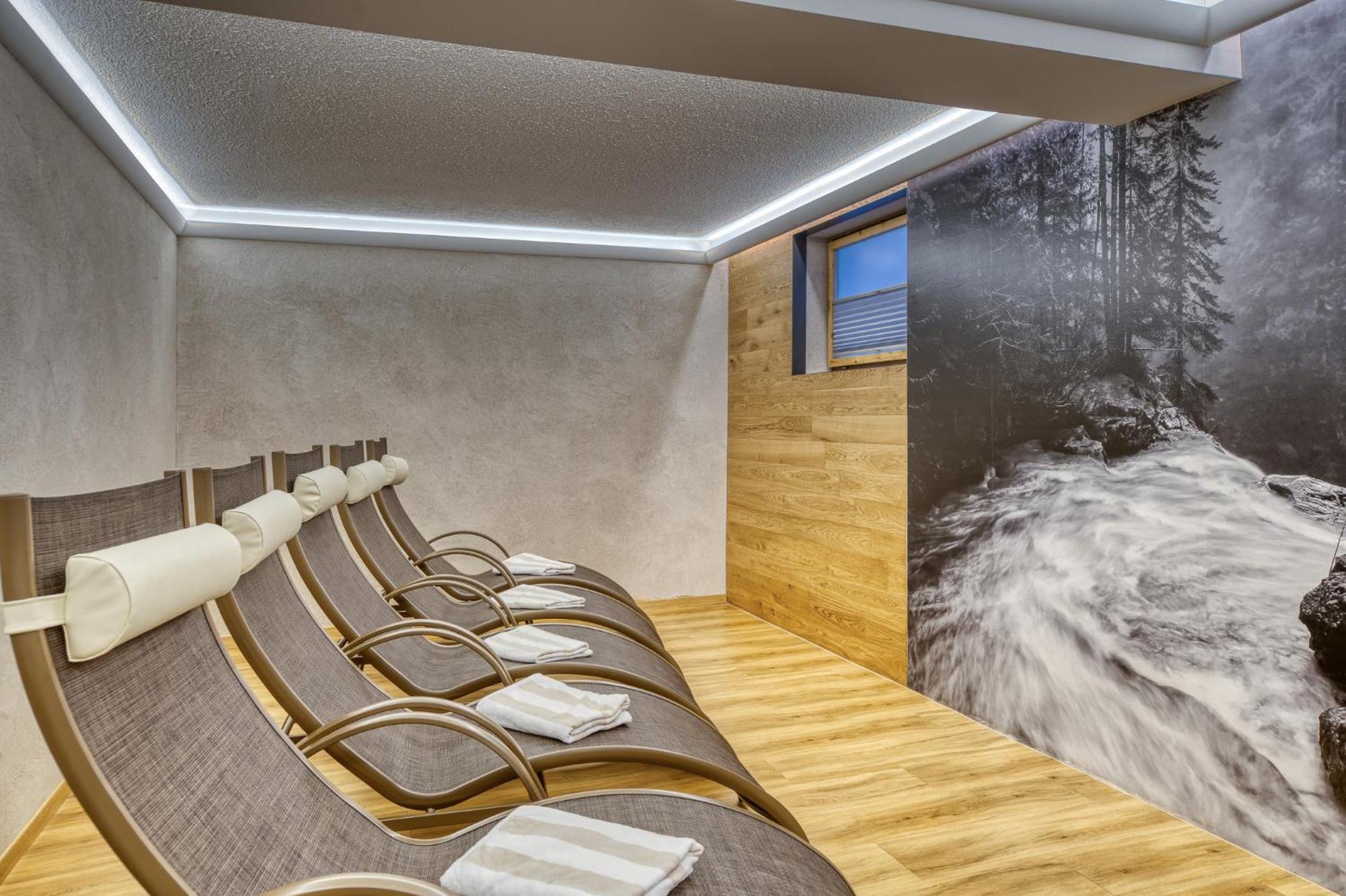Hotel Jaegerhof Oetz Εξωτερικό φωτογραφία